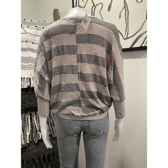 NWT- Living Doll Women Scoop Neck Striped Dolman Pullover Sweater L - Picture 3 of 6